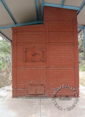 Crematorium, Woodman Point