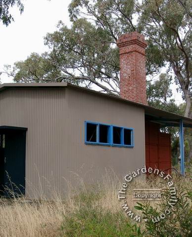 Crematorium, Woodman Point